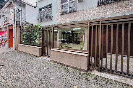 Apartamento à venda com 98m², 3 quartos e sem vaga Apartamento à venda com 98m², 3 quartos e sem vagaFachada