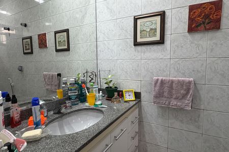 Apartamento para alugar com 138m², 3 quartos e 2 vagas Apartamento para alugar com 138m², 3 quartos e 2 vagasBanheiro da Suíte
