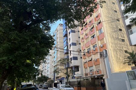Fachada de apartamento para alugar com 3 quartos, 138m² em Ponta da Praia, Santos