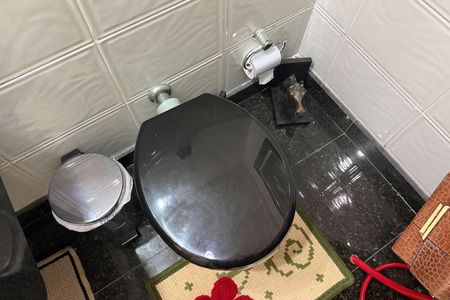 Apartamento para alugar com 138m², 3 quartos e 2 vagas Apartamento para alugar com 138m², 3 quartos e 2 vagasBanheiro 2