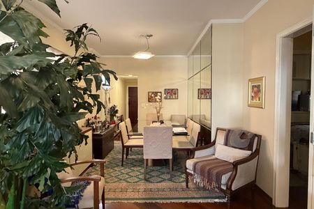 Apartamento para alugar com 138m², 3 quartos e 2 vagas Apartamento para alugar com 138m², 3 quartos e 2 vagasSala