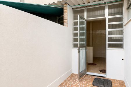 Apartamento para alugar com 46m², 2 quartos e sem vaga