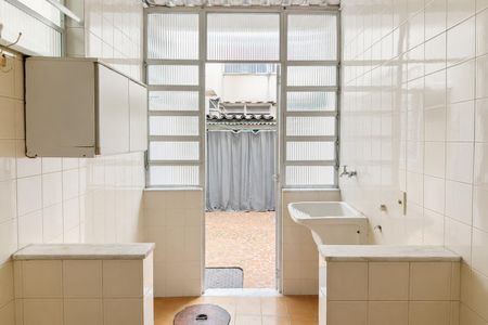 Apartamento para alugar com 46m², 2 quartos e sem vaga
