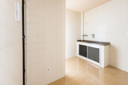 Apartamento para alugar com 46m², 2 quartos e sem vaga