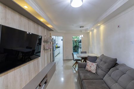 Casa à venda com 78m², 2 quartos e 2 vagas Casa à venda com 78m², 2 quartos e 2 vagasSala