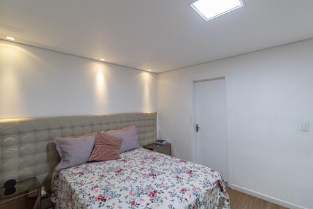 Casa à venda com 78m², 2 quartos e 2 vagas Casa à venda com 78m², 2 quartos e 2 vagasSuíte 1