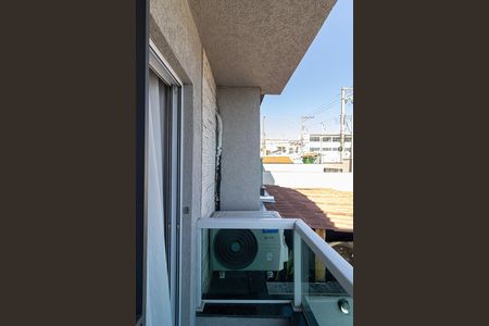 Casa à venda com 78m², 2 quartos e 2 vagas Casa à venda com 78m², 2 quartos e 2 vagasVaranda Suíte 2