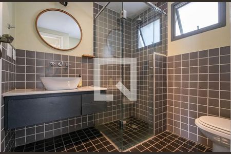 Banheiro de apartamento à venda com 2 quartos, 54m² em Jardins, São Paulo
