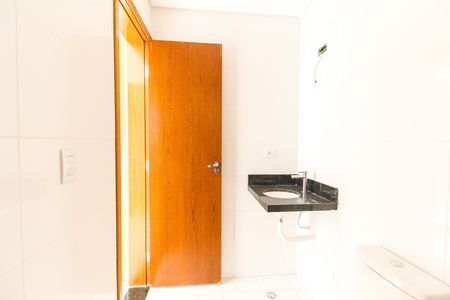 Apartamento à venda com 44m², 2 quartos e sem vaga Apartamento à venda com 44m², 2 quartos e sem vagaBanheiro