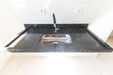 Apartamento à venda com 44m², 2 quartos e sem vaga Apartamento à venda com 44m², 2 quartos e sem vagaSala/Cozinha