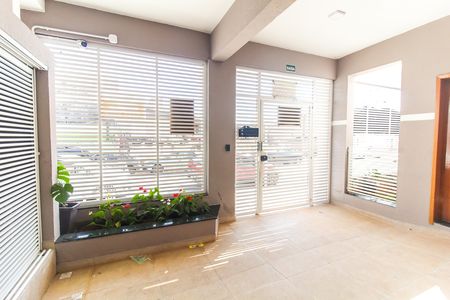 Apartamento à venda com 44m², 2 quartos e sem vaga Apartamento à venda com 44m², 2 quartos e sem vagaEntrada