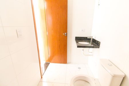 Apartamento à venda com 44m², 2 quartos e sem vaga Apartamento à venda com 44m², 2 quartos e sem vagaBanheiro