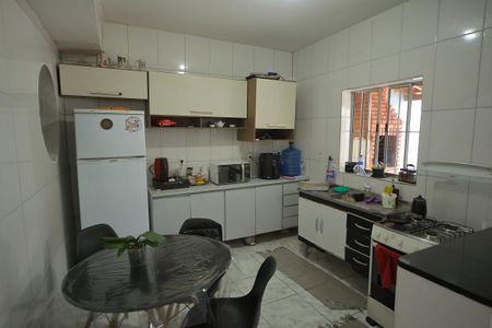 Cozinha da Edícula  de casa à venda com 2 quartos, 210m² em Jd Iraja, São Bernardo do Campo