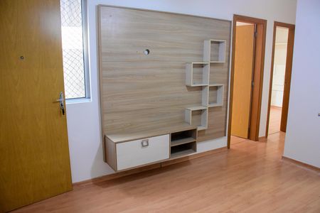Apartamento para alugar com 2 quartos, 39m² em Vila Cachoeirinha, Cachoeirinha