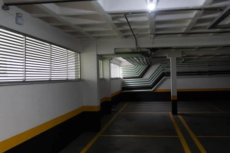 Apartamento para alugar com 137m², 2 quartos e 2 vagas Apartamento para alugar com 137m², 2 quartos e 2 vagasÁrea comum