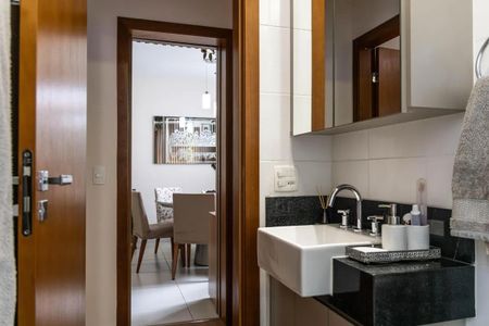 Apartamento para alugar com 137m², 2 quartos e 2 vagas Apartamento para alugar com 137m², 2 quartos e 2 vagasBanheiro social