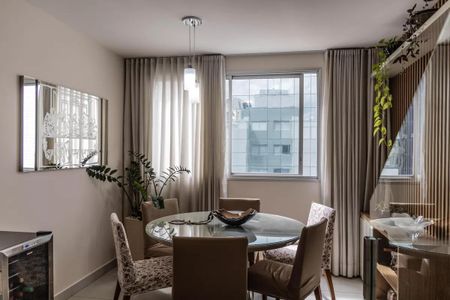Apartamento para alugar com 137m², 2 quartos e 2 vagas Apartamento para alugar com 137m², 2 quartos e 2 vagasSala