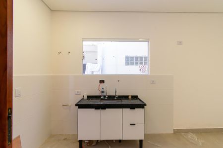 Cozinha de apartamento para alugar com 1 quarto, 45m² em São Lucas, São Paulo