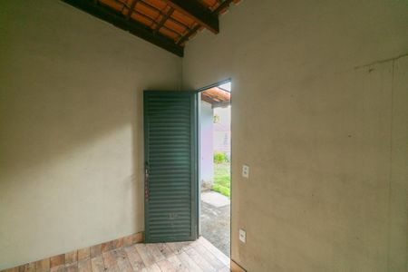 Casa à venda com 1 quarto, 374m² em Horto Florestal, Belo Horizonte