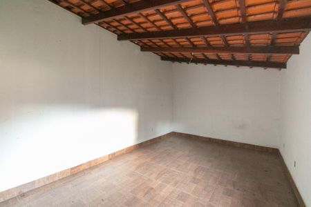 Casa à venda com 1 quarto, 376m² em Horto Florestal, Belo Horizonte