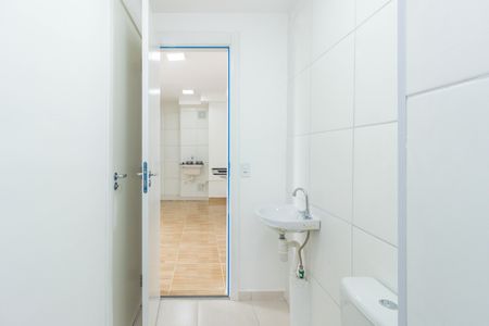 Apartamento à venda com 35m², 2 quartos e sem vaga Apartamento à venda com 35m², 2 quartos e sem vagaBanheiro Sala e Quarto 1