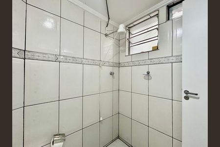 Banheiro de casa para alugar com 2 quartos, 100m² em Vila Prudente, São Paulo