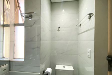 Apartamento à venda com 78m², 3 quartos e 1 vaga Apartamento à venda com 78m², 3 quartos e 1 vagaBanheiro