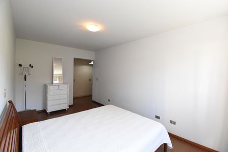 Apartamento à venda com 271m², 3 quartos e 3 vagasSuíte 2