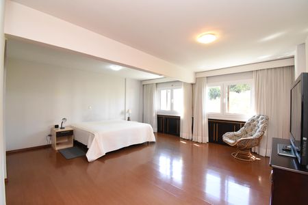 Apartamento à venda com 271m², 3 quartos e 3 vagasSuíte