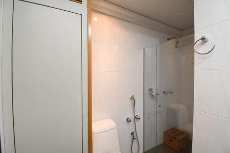 Apartamento à venda com 271m², 3 quartos e 3 vagasBanheiro 3