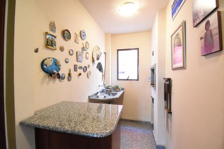 Apartamento à venda com 271m², 3 quartos e 3 vagasCopa