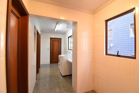 Apartamento à venda com 271m², 3 quartos e 3 vagasÁrea de Serviço