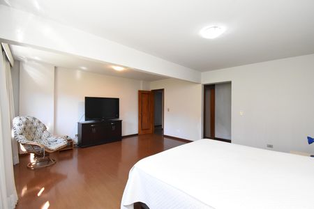 Apartamento à venda com 271m², 3 quartos e 3 vagasSuíte