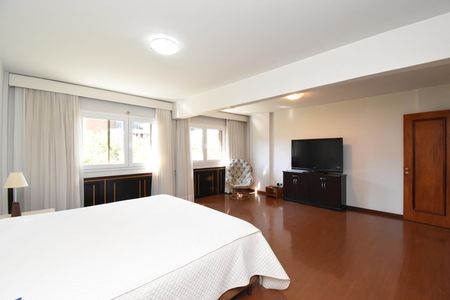 Apartamento à venda com 271m², 3 quartos e 3 vagasSuíte