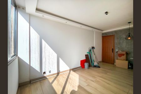 Apartamento à venda com 78m², 2 quartos e 1 vaga Apartamento à venda com 78m², 2 quartos e 1 vagaSala