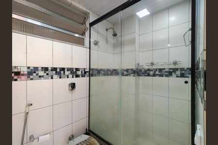 Apartamento à venda com 78m², 2 quartos e 1 vaga Apartamento à venda com 78m², 2 quartos e 1 vagaBanheiro Corredor