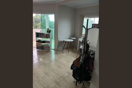 Casa de condomínio à venda com 300m², 4 quartos e 5 vagas Casa de condomínio à venda com 300m², 4 quartos e 5 vagasSala