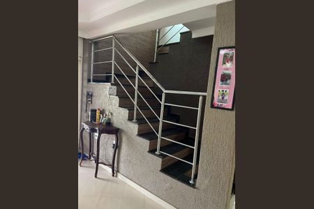 Escada de casa de condomínio à venda com 4 quartos, 300m² em Setor Habitacional Arniqueira, Brasília