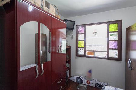 Casa à venda com 300m², 5 quartos e 4 vagas Casa à venda com 300m², 5 quartos e 4 vagasQuarto 1