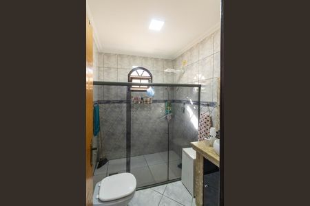 Casa à venda com 128m², 2 quartos e 2 vagas Casa à venda com 128m², 2 quartos e 2 vagasBanheiro