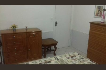 Casa de condomínio para alugar com 60m², 2 quartos e 1 vaga Casa de condomínio para alugar com 60m², 2 quartos e 1 vagaQuarto