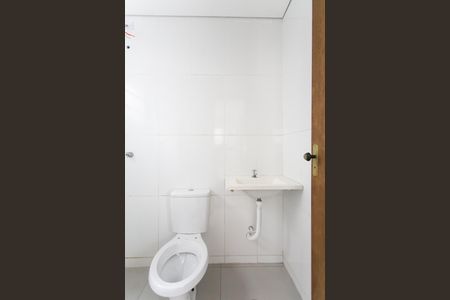 Apartamento para alugar com 40m², 2 quartos e sem vaga Apartamento para alugar com 40m², 2 quartos e sem vagaBanheiro