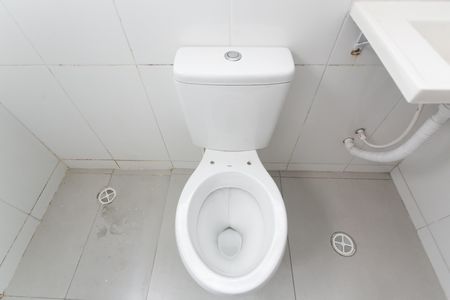 Apartamento para alugar com 40m², 2 quartos e sem vaga Apartamento para alugar com 40m², 2 quartos e sem vagaBanheiro