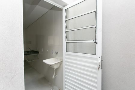 Área de Serviço de apartamento para alugar com 2 quartos, 40m² em Vila Taquari, São Paulo
