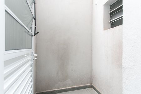 Apartamento para alugar com 40m², 2 quartos e sem vaga Apartamento para alugar com 40m², 2 quartos e sem vagaÁrea de Serviço