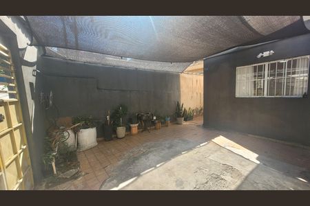 Garagem de casa à venda com 4 quartos, 140m² em Vila Ivg, São Paulo