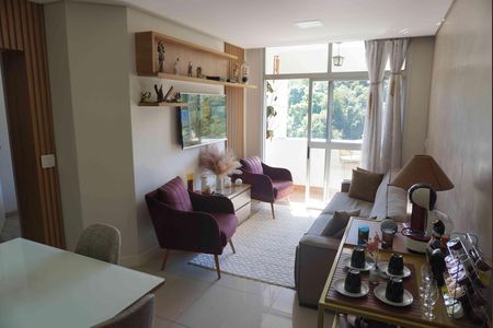 Sala de Estar  de apartamento à venda com 3 quartos, 84m² em Alphaville, Santana de Parnaíba