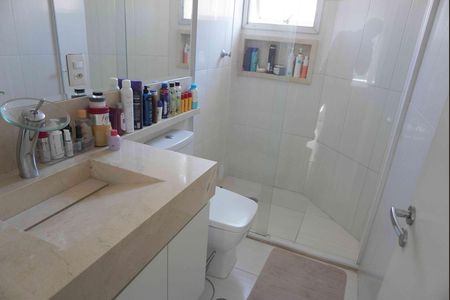 Banheiro da Suíte de apartamento à venda com 3 quartos, 84m² em Alphaville, Santana de Parnaíba