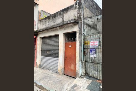 Fachada de casa à venda com 1 quarto, 80m² em Jardim das Imbuias, São Paulo
