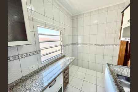 Cozinha de casa para alugar com 1 quarto, 40m² em Parque Peruche, São Paulo